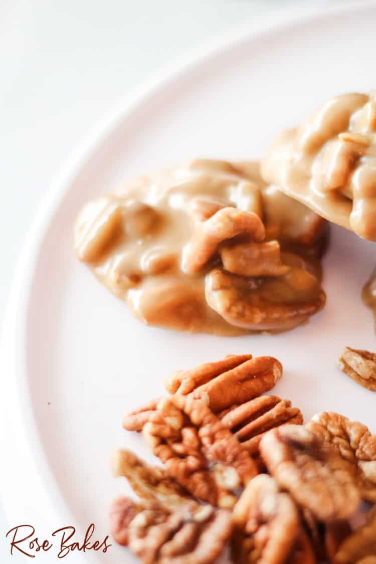 Easy Pecan Pralines Clusters with raw pecans 
