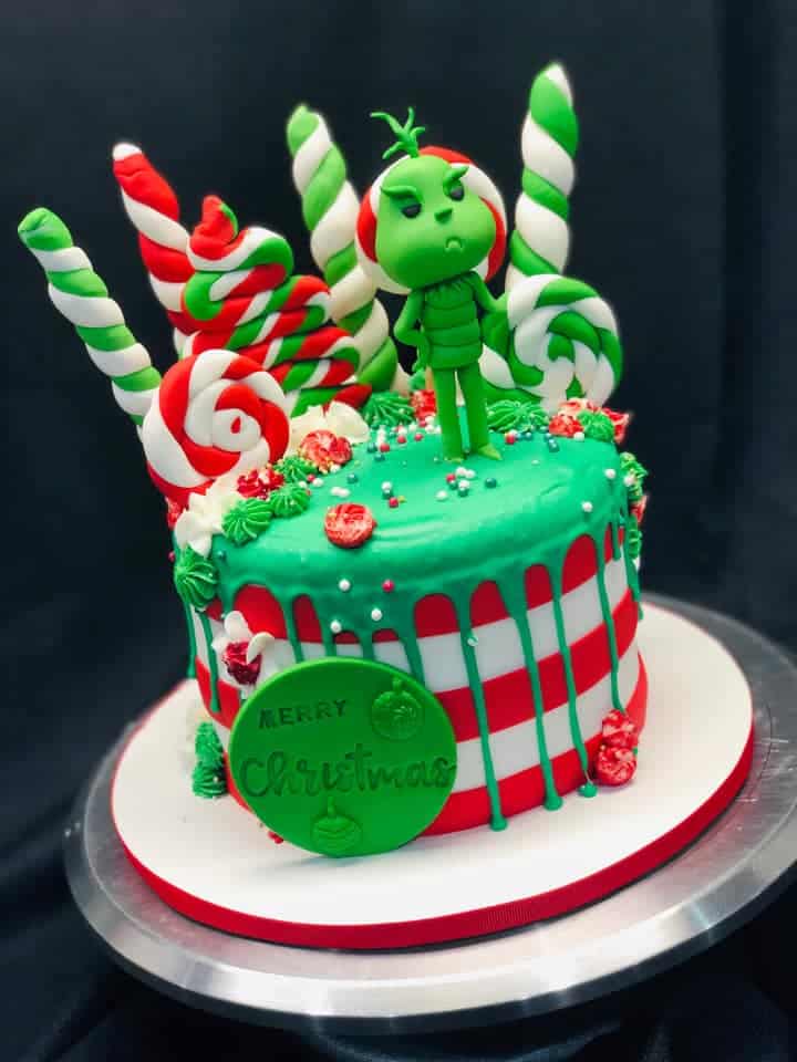 candy striped grinch cake by Cakes by Faby