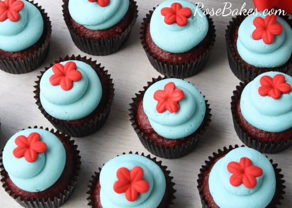 Hawaiian Cupcakes